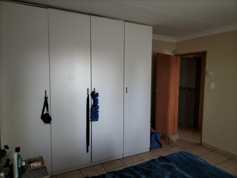11 Bedroom Property for Sale in Vaalbank Gauteng