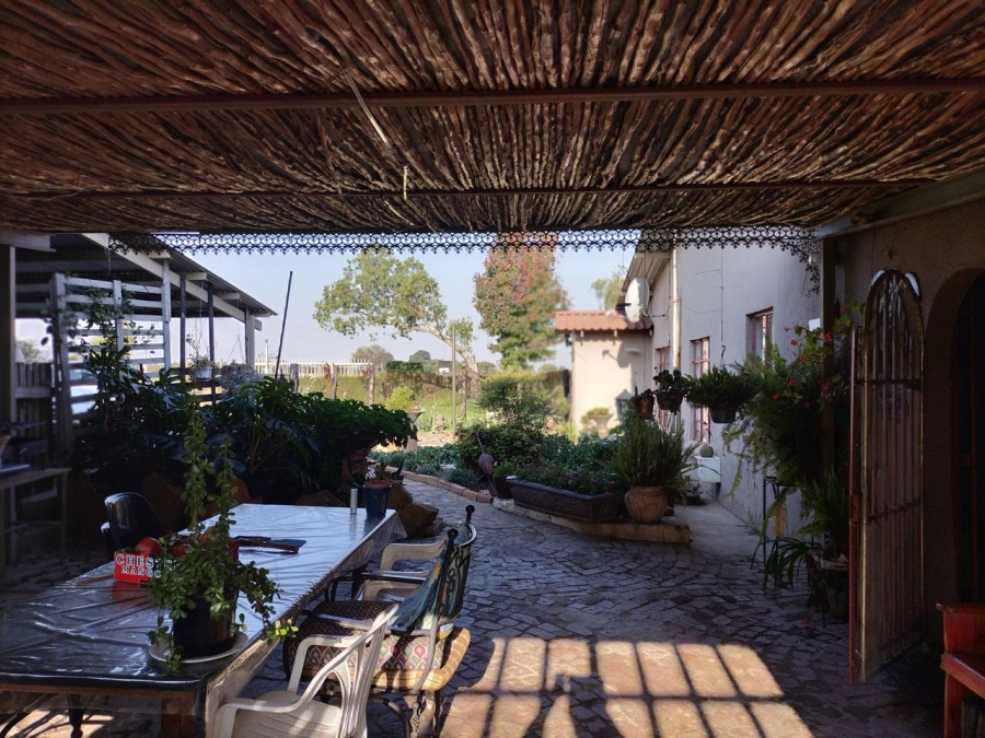 11 Bedroom Property for Sale in Vaalbank Gauteng