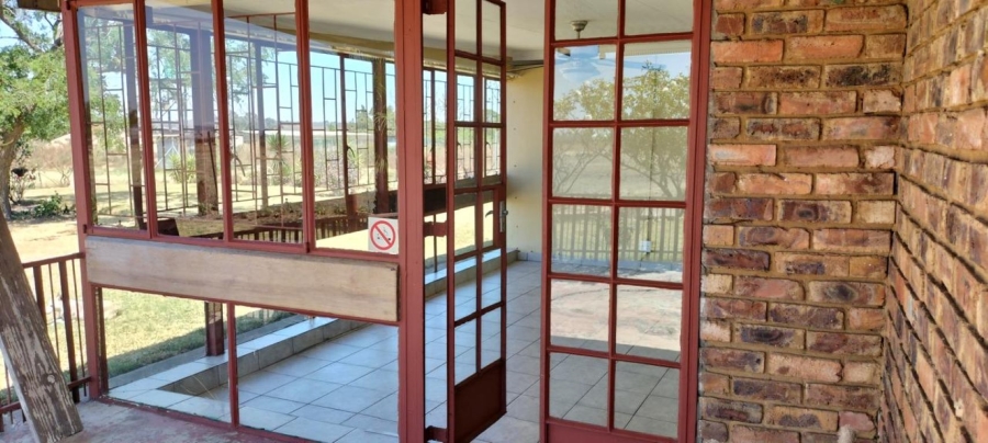11 Bedroom Property for Sale in Vaalbank Gauteng