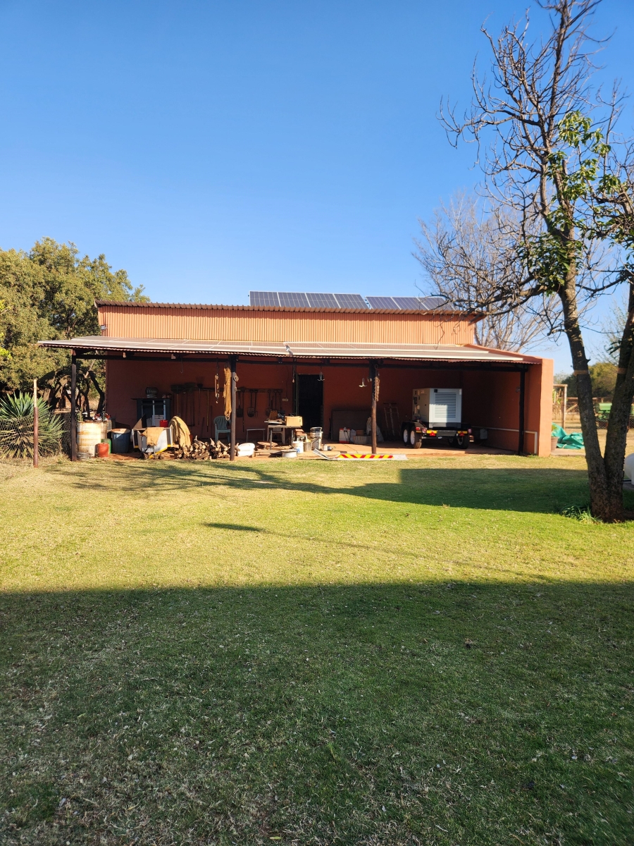 10 Bedroom Property for Sale in Elandshoek AH Gauteng