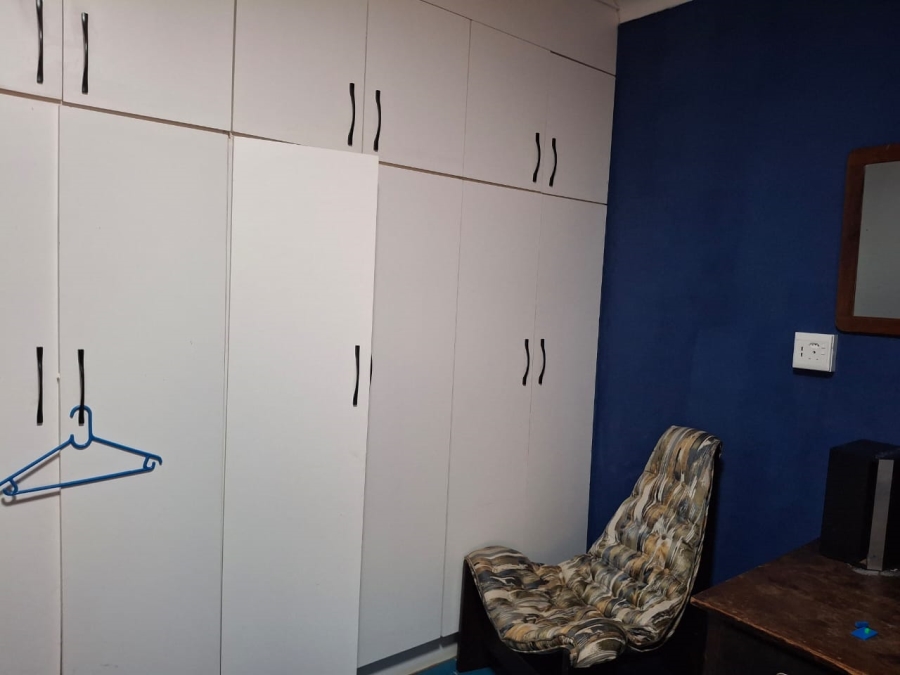 4 Bedroom Property for Sale in Loumarina A H Gauteng