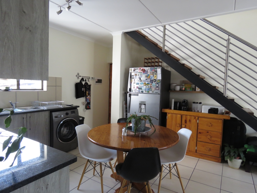 To Let 3 Bedroom Property for Rent in Barbeque Downs Gauteng