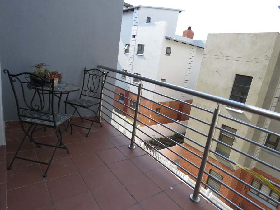 To Let 3 Bedroom Property for Rent in Barbeque Downs Gauteng