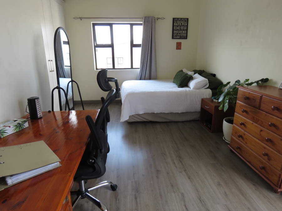 To Let 3 Bedroom Property for Rent in Barbeque Downs Gauteng