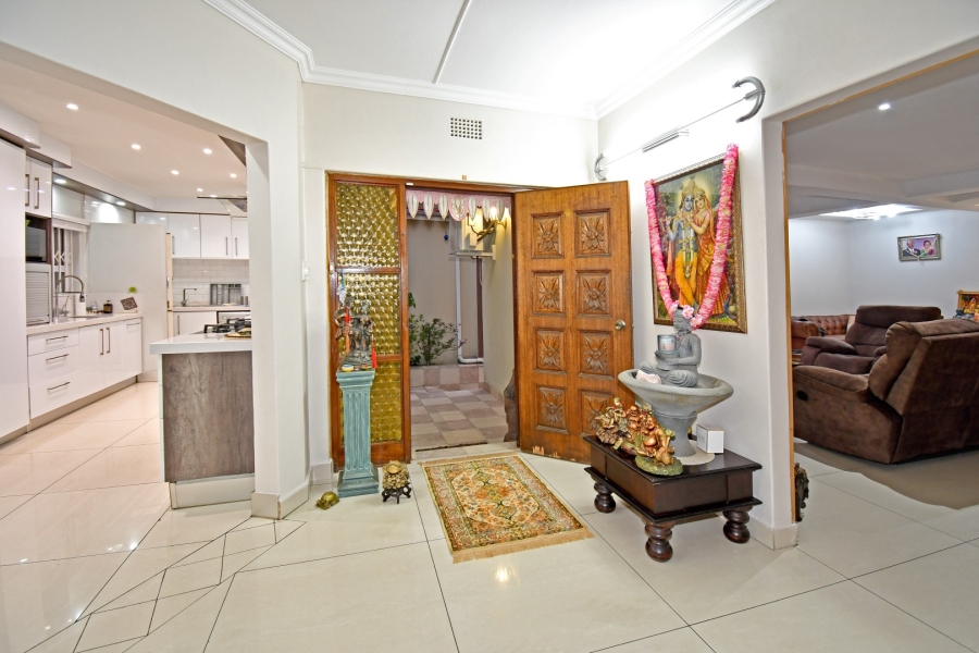 4 Bedroom Property for Sale in Beverley Gardens Gauteng