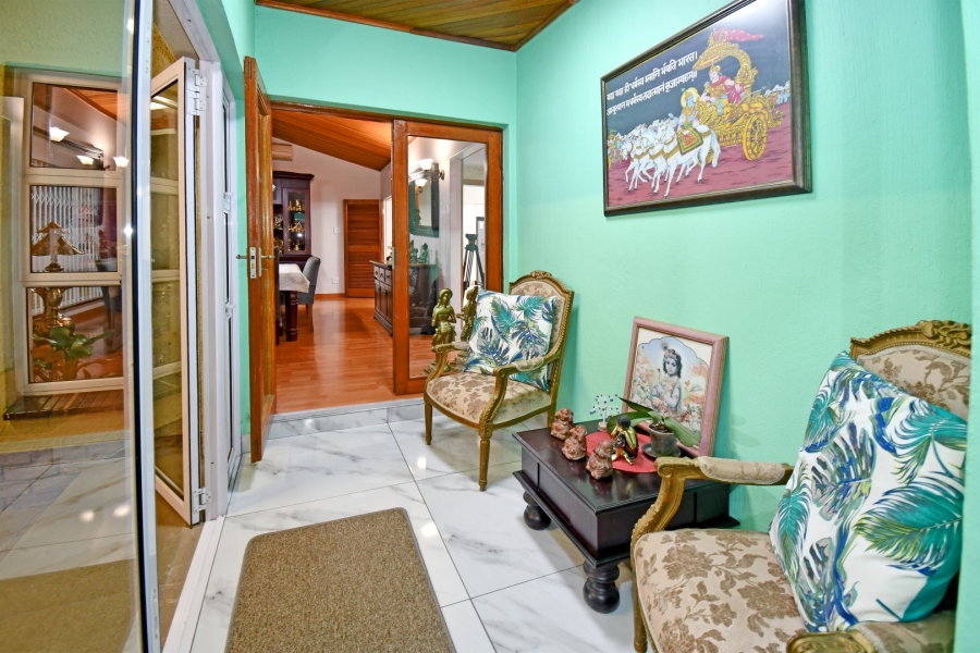 4 Bedroom Property for Sale in Beverley Gardens Gauteng