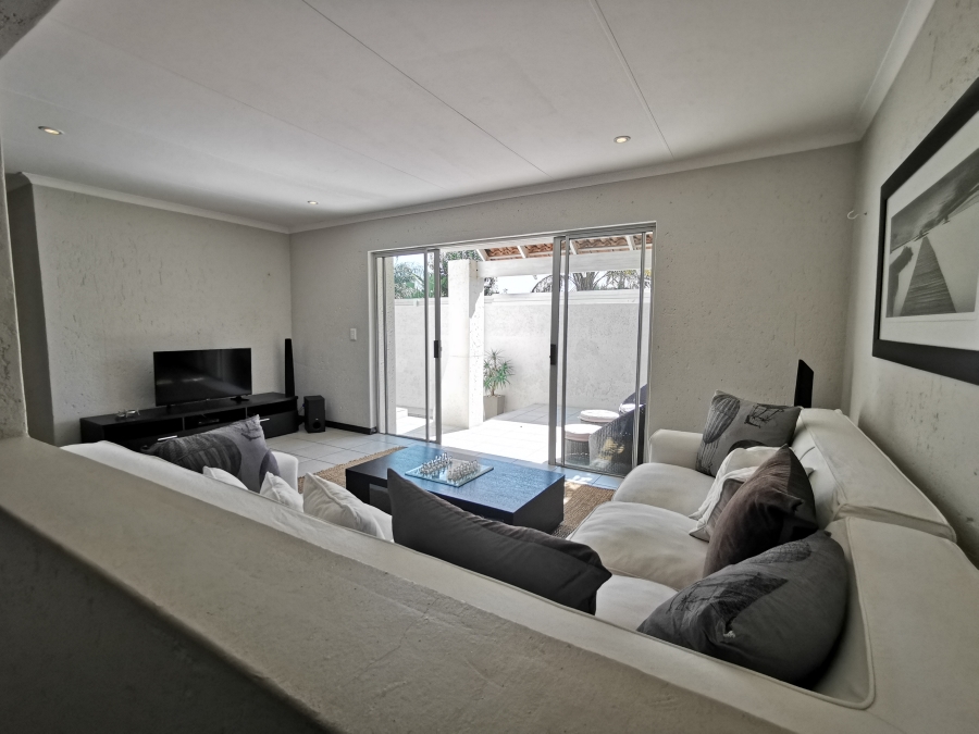 2 Bedroom Property for Sale in Morningside Gauteng