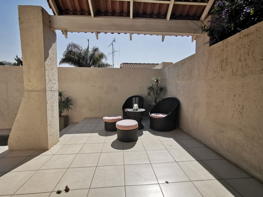 2 Bedroom Property for Sale in Morningside Gauteng