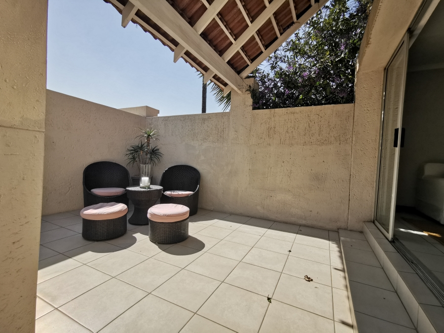 2 Bedroom Property for Sale in Morningside Gauteng