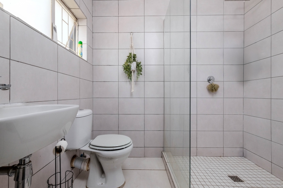 6 Bedroom Property for Sale in Weltevreden Park Gauteng