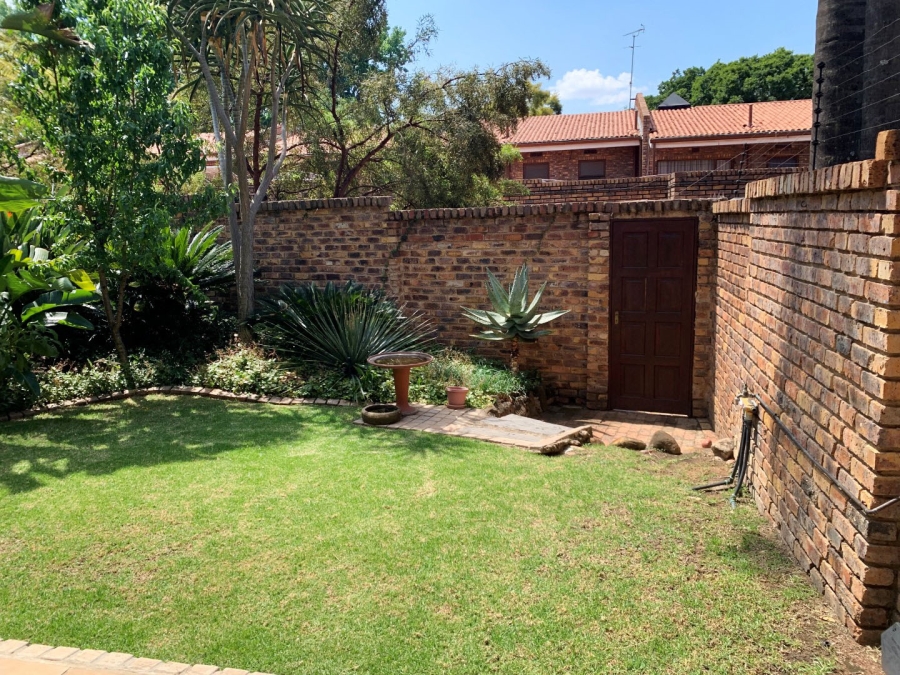 3 Bedroom Property for Sale in Atholl Gauteng