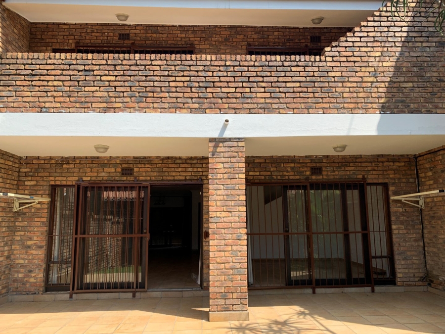 3 Bedroom Property for Sale in Atholl Gauteng