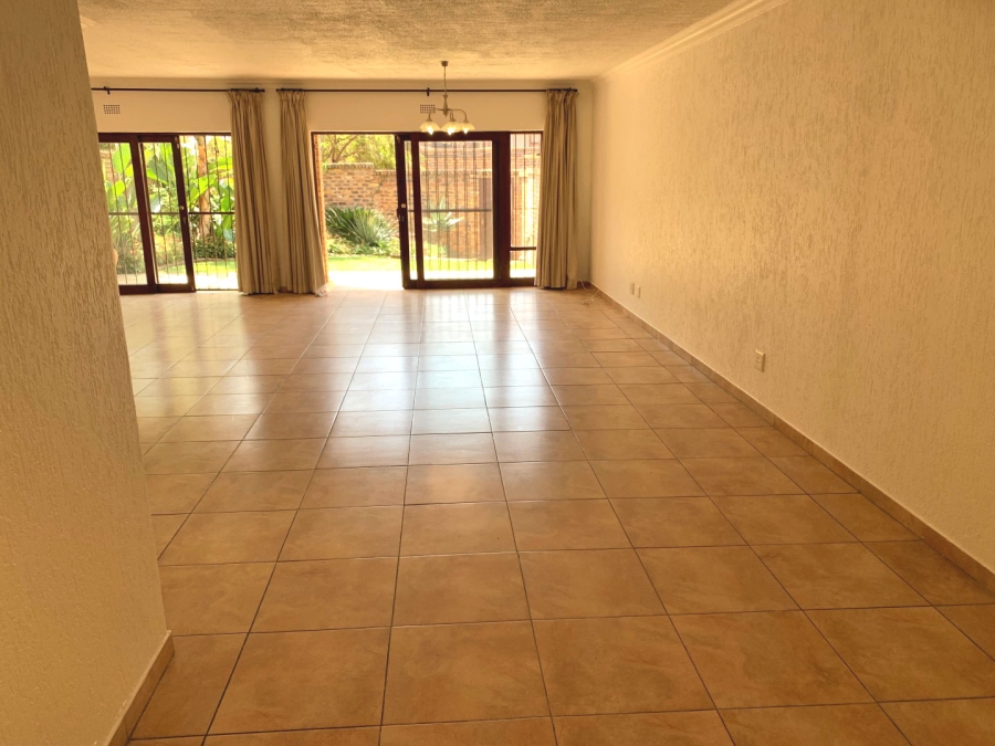 3 Bedroom Property for Sale in Atholl Gauteng
