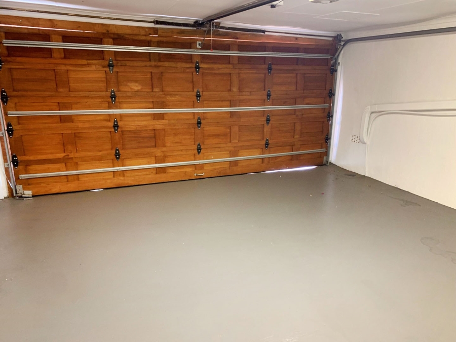 3 Bedroom Property for Sale in Atholl Gauteng