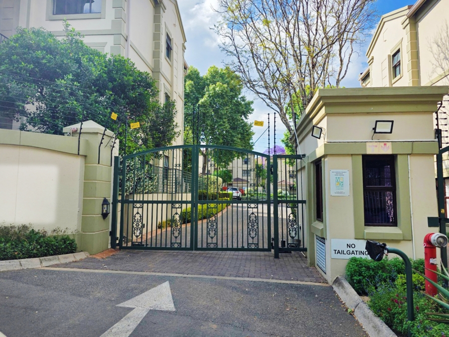 2 Bedroom Property for Sale in Bryanston Gauteng