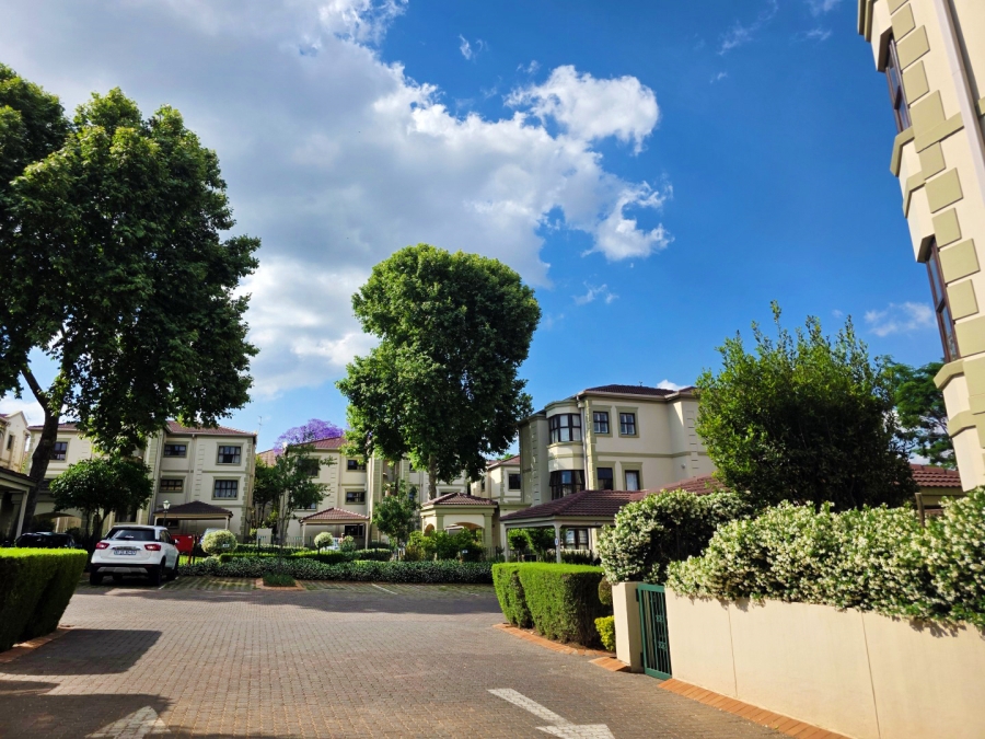 2 Bedroom Property for Sale in Bryanston Gauteng