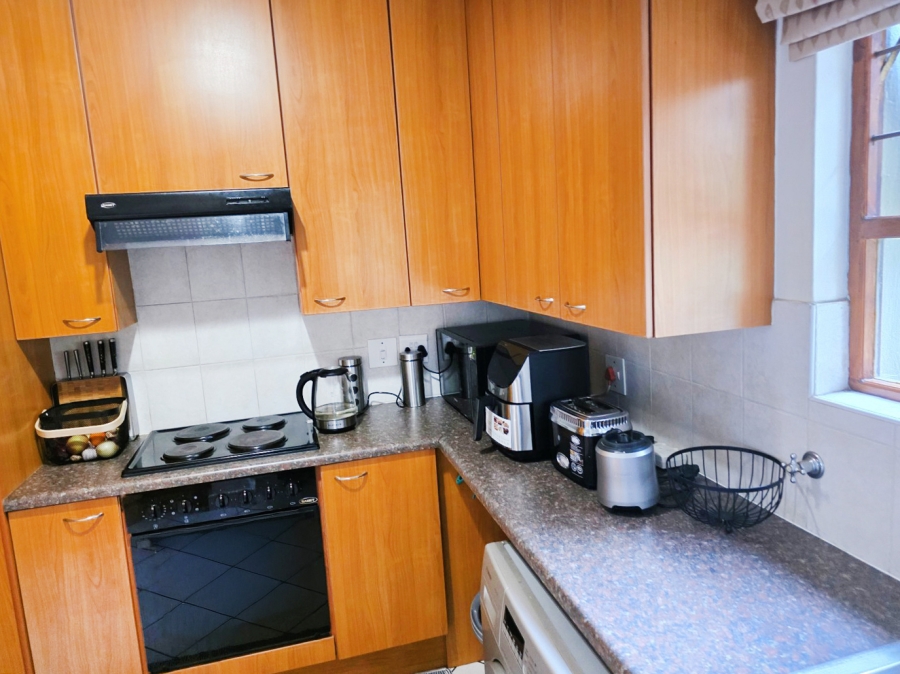 2 Bedroom Property for Sale in Bryanston Gauteng