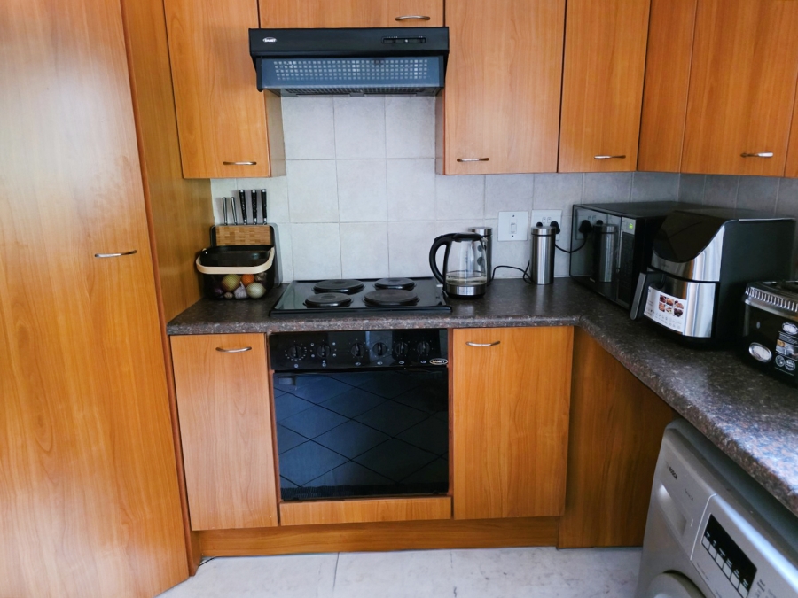 2 Bedroom Property for Sale in Bryanston Gauteng