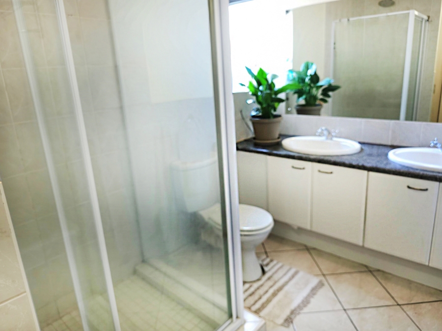 2 Bedroom Property for Sale in Bryanston Gauteng