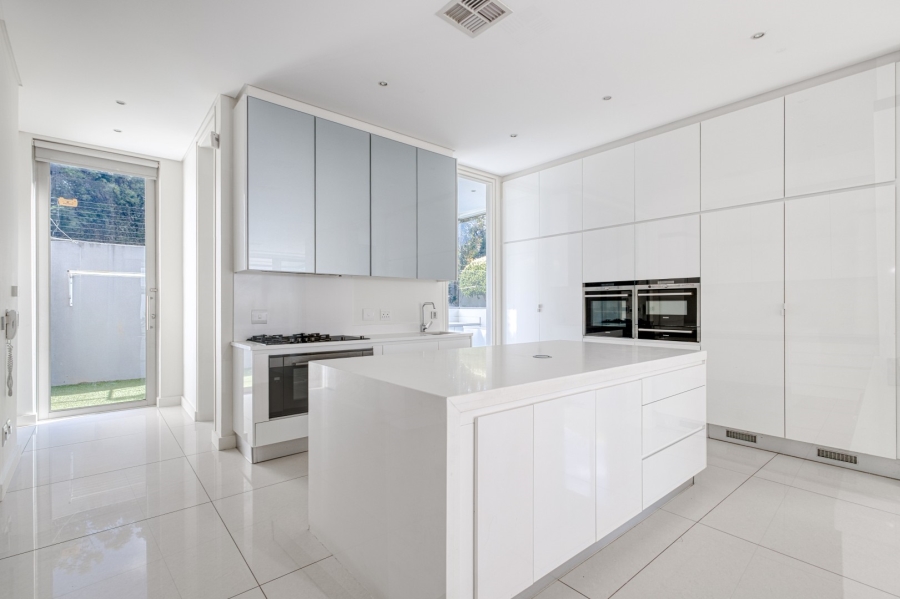 2 Bedroom Property for Sale in Morningside Gauteng