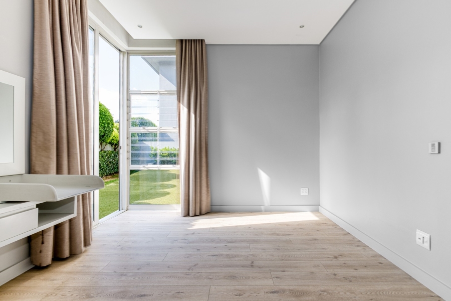 2 Bedroom Property for Sale in Morningside Gauteng