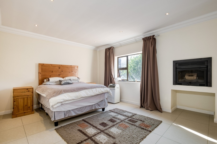 6 Bedroom Property for Sale in Parkwood Gauteng