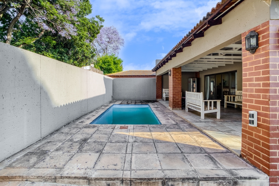 6 Bedroom Property for Sale in Parkwood Gauteng