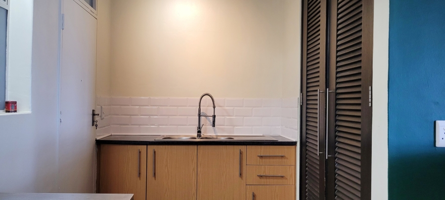 2 Bedroom Property for Sale in Killarney Gauteng