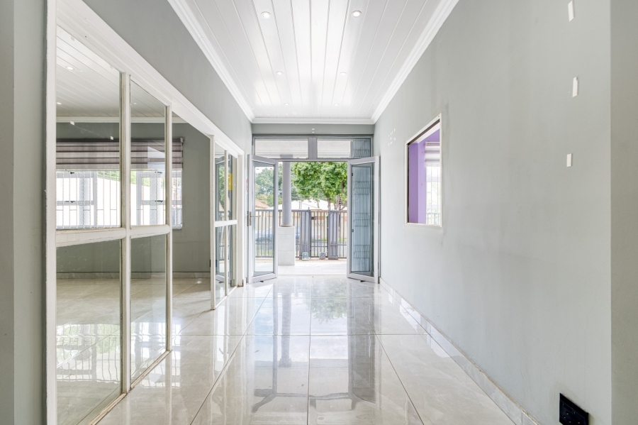 5 Bedroom Property for Sale in Norwood Gauteng