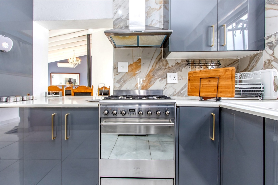 3 Bedroom Property for Sale in Strathavon Gauteng