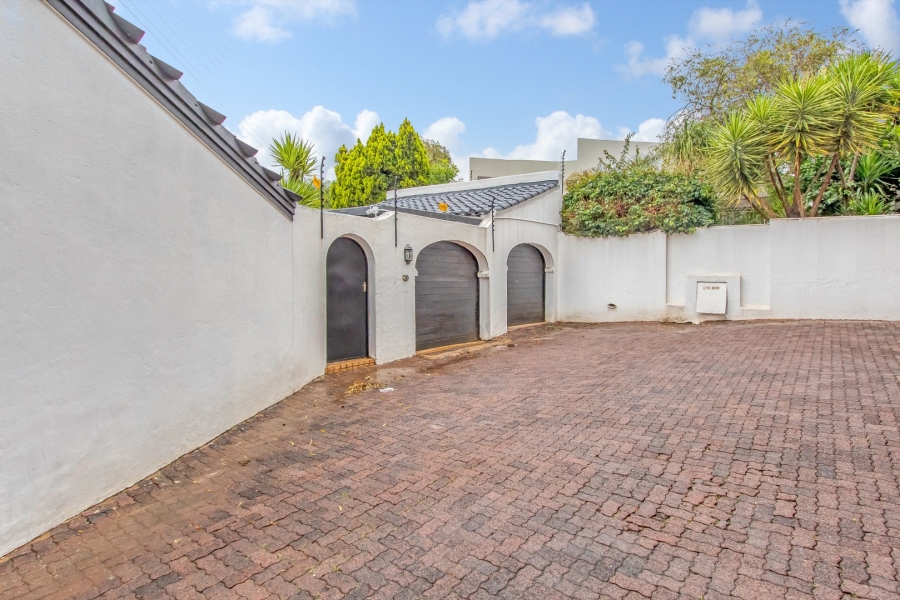 3 Bedroom Property for Sale in Strathavon Gauteng