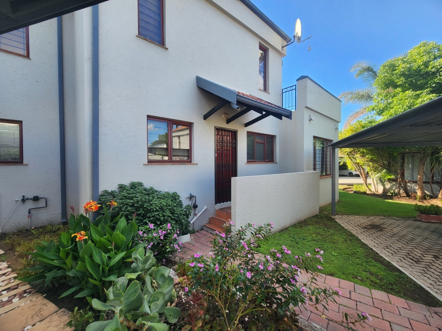 2 Bedroom Property for Sale in Lonehill Gauteng