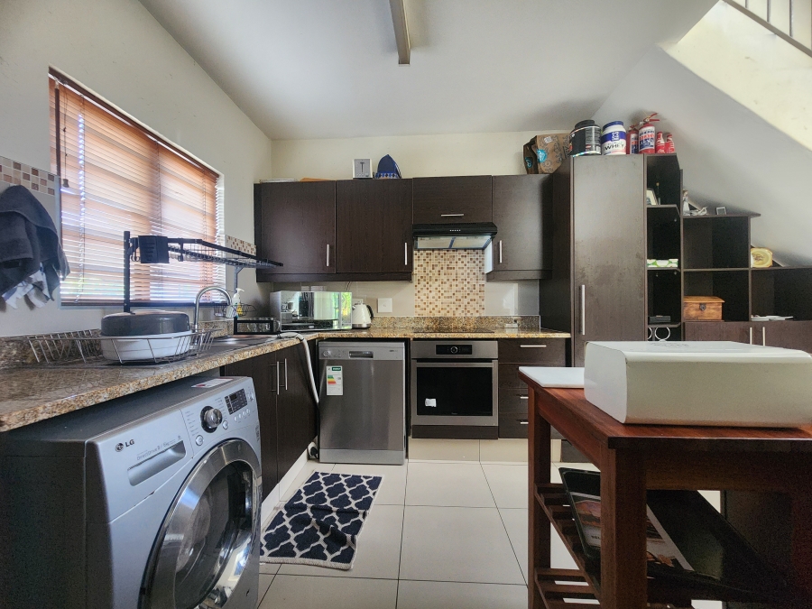 2 Bedroom Property for Sale in Lonehill Gauteng
