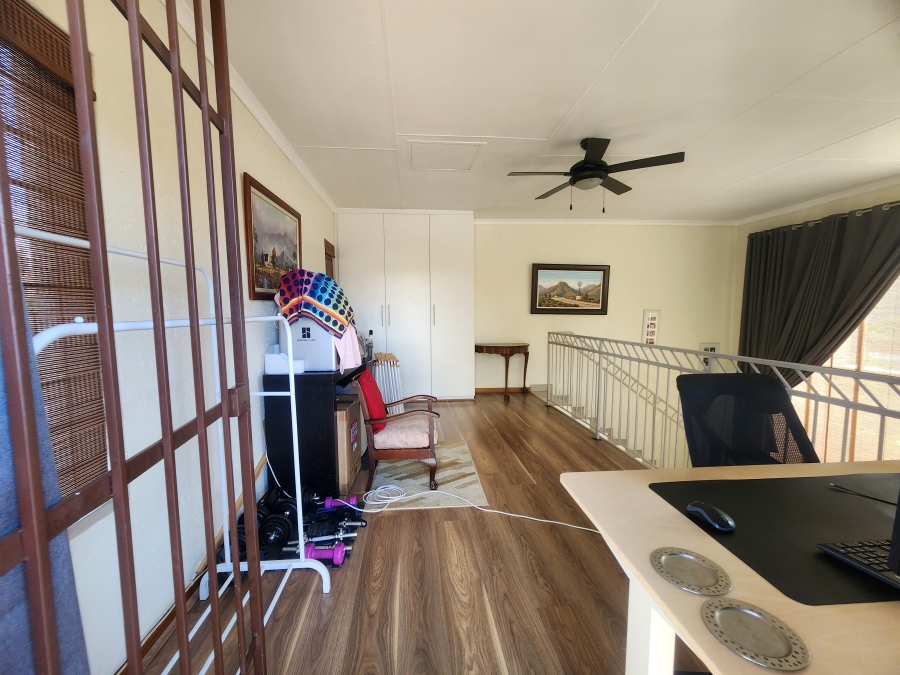 2 Bedroom Property for Sale in Lonehill Gauteng