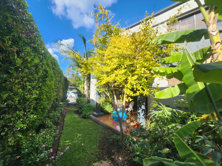 2 Bedroom Property for Sale in Lonehill Gauteng