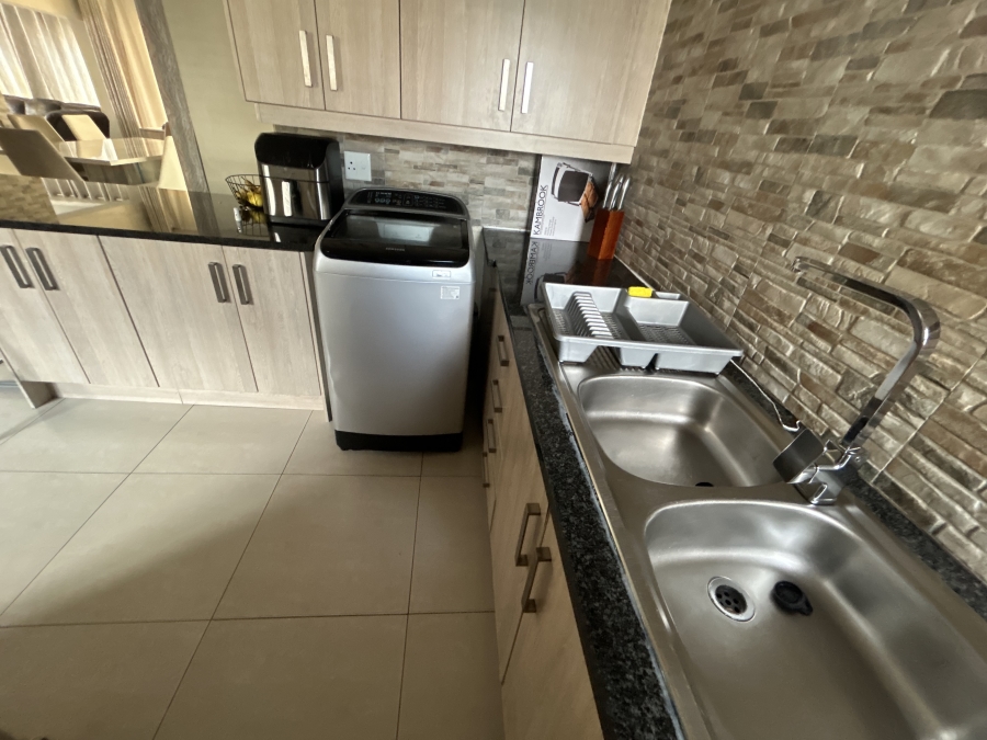 To Let 3 Bedroom Property for Rent in Kyalami Gauteng