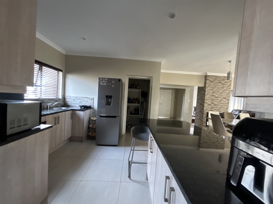 To Let 3 Bedroom Property for Rent in Kyalami Gauteng