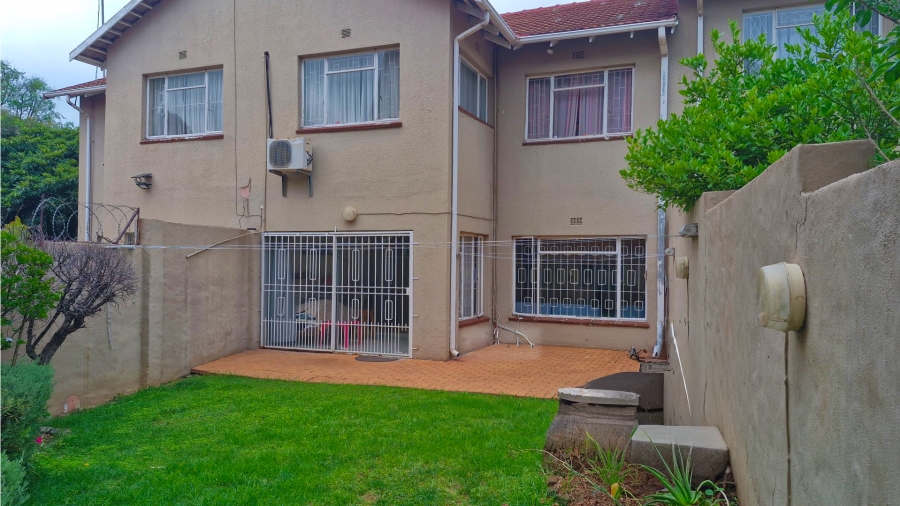3 Bedroom Property for Sale in Lyndhurst Gauteng