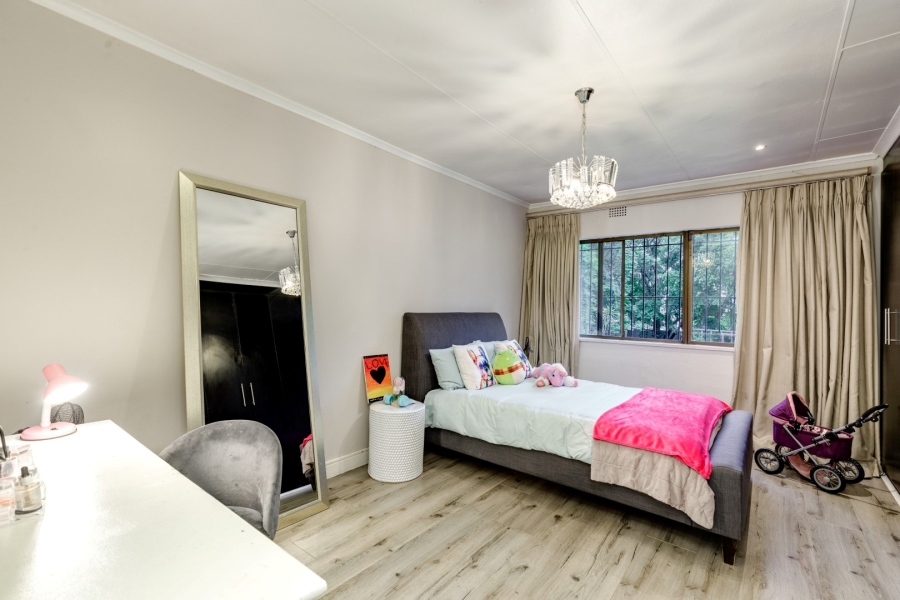 4 Bedroom Property for Sale in Morningside Manor Gauteng