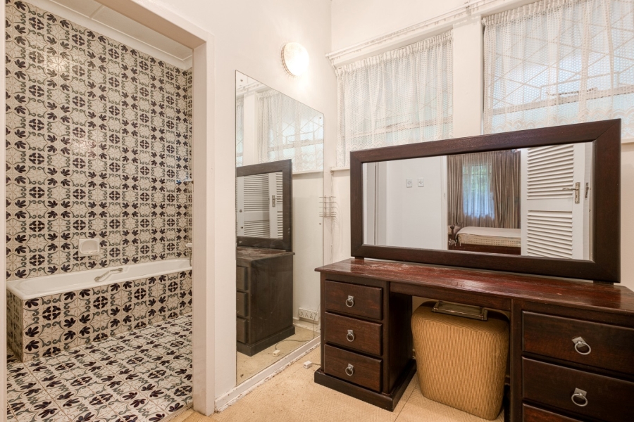 4 Bedroom Property for Sale in Waverley Gauteng