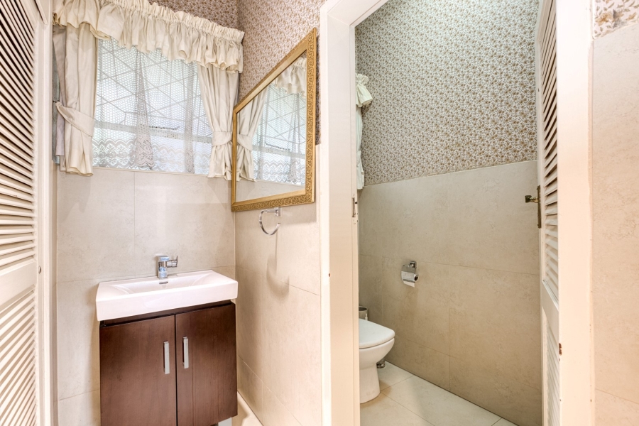 4 Bedroom Property for Sale in Waverley Gauteng