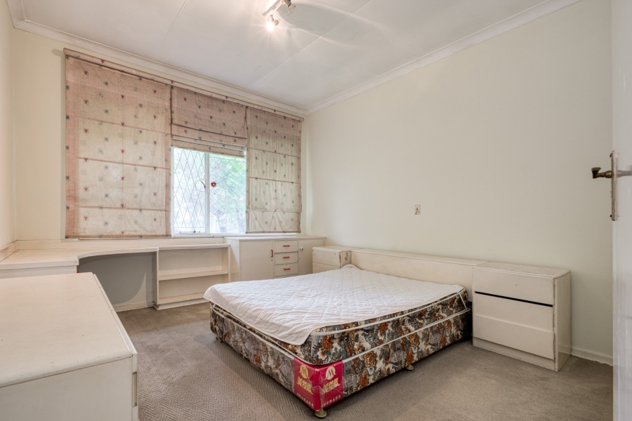 4 Bedroom Property for Sale in Waverley Gauteng