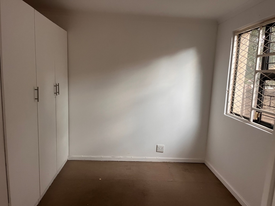 To Let 1 Bedroom Property for Rent in Sydenham Gauteng