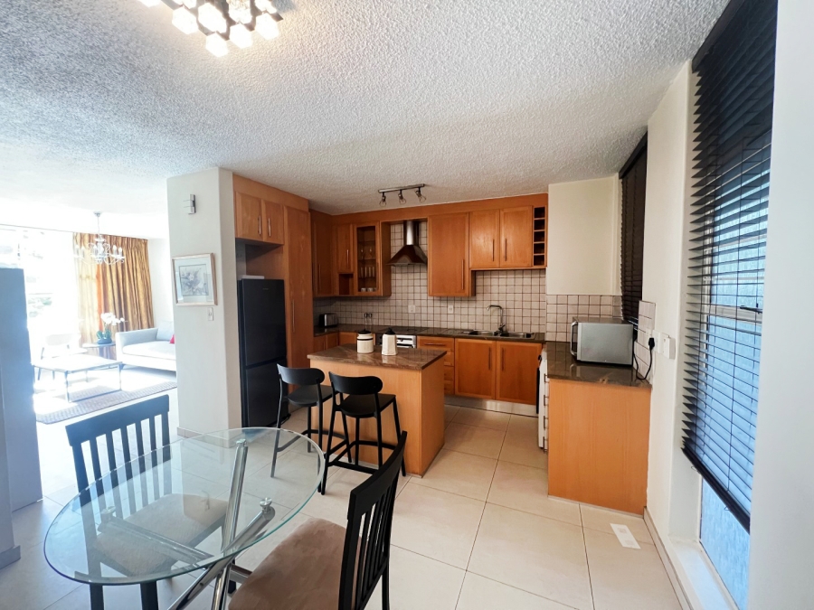 To Let 2 Bedroom Property for Rent in Sandhurst Gauteng