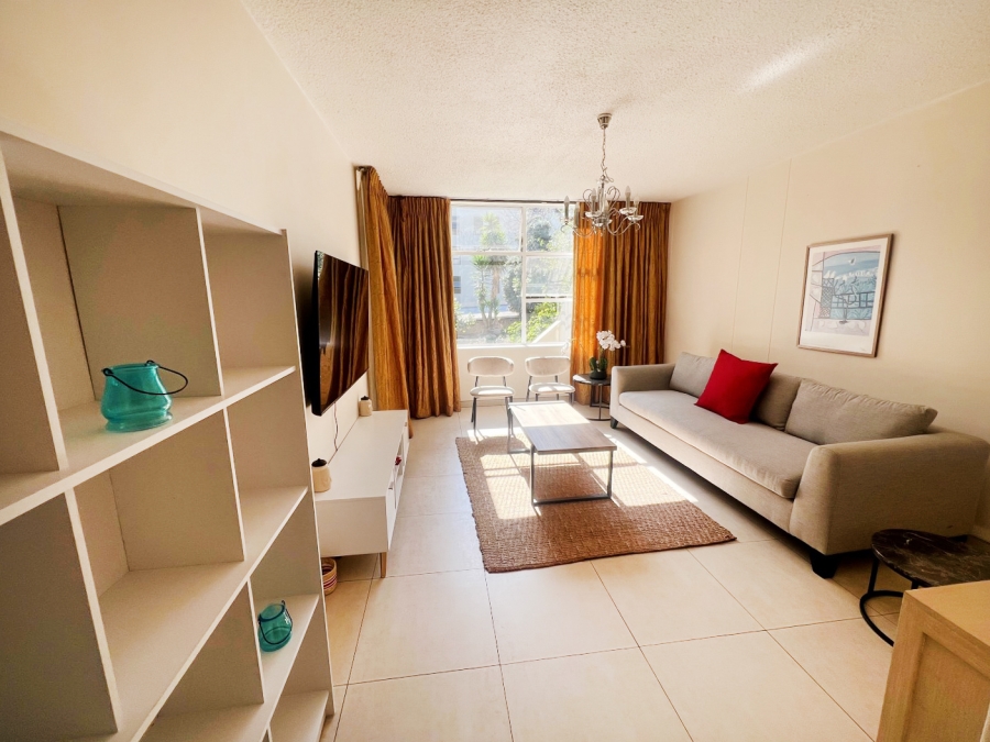 To Let 2 Bedroom Property for Rent in Sandhurst Gauteng