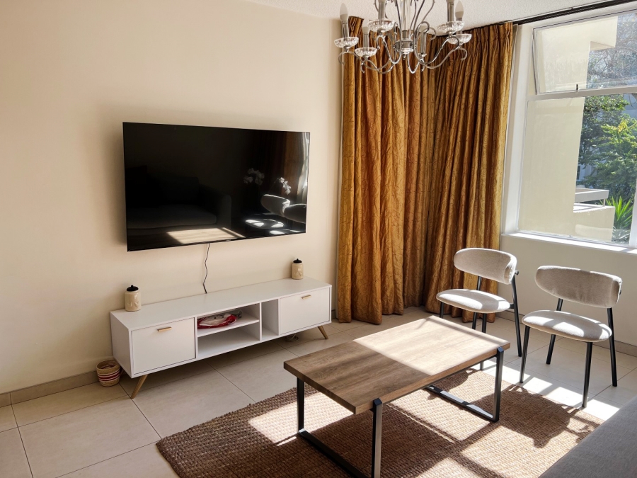 To Let 2 Bedroom Property for Rent in Sandhurst Gauteng