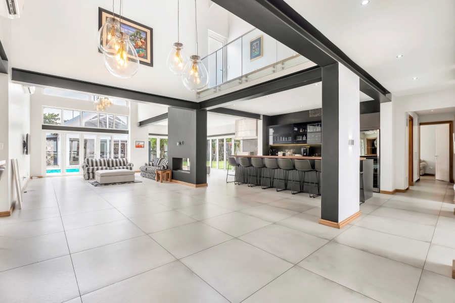 To Let 7 Bedroom Property for Rent in Parkmore Gauteng