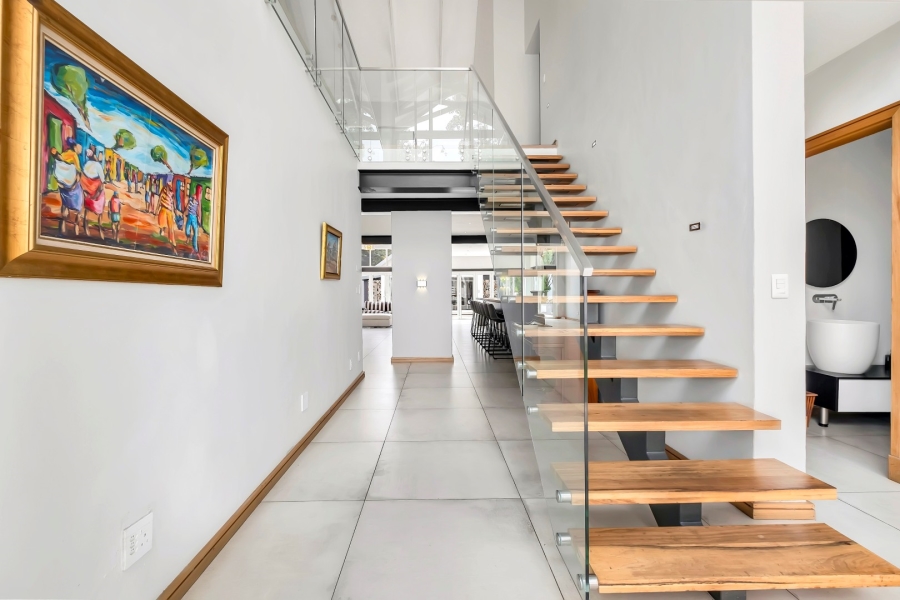 To Let 7 Bedroom Property for Rent in Parkmore Gauteng