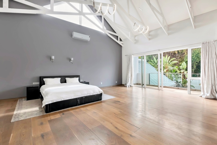 To Let 7 Bedroom Property for Rent in Parkmore Gauteng