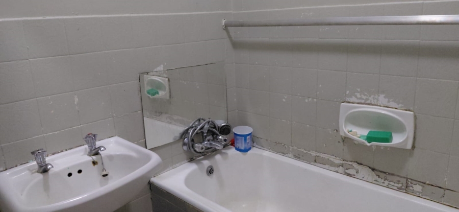 2 Bedroom Property for Sale in Florida Gauteng